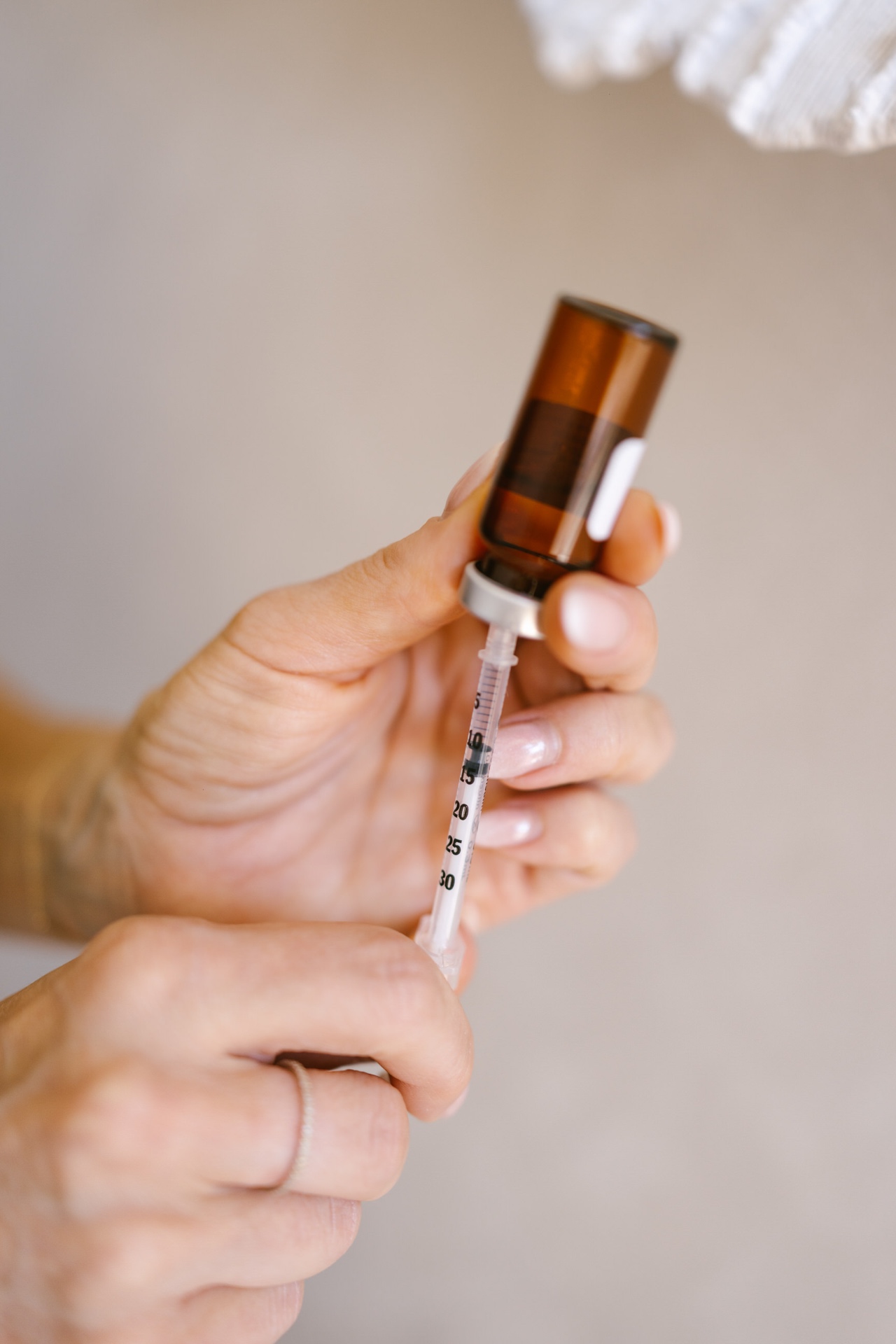 Peptide Therapy Guide: Using Your Pharmacy-Reconstituted Peptides Safely